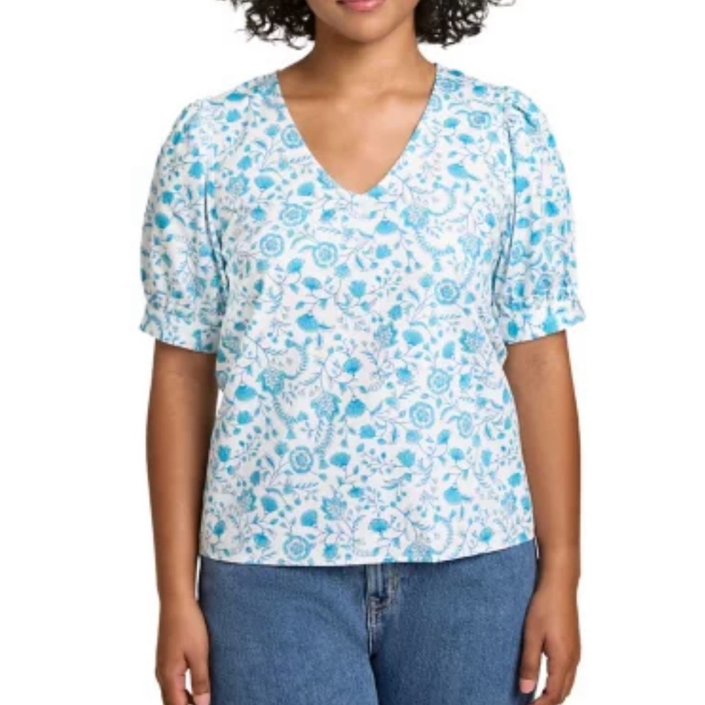 Draper James Blue Floral Blouse Elegant Design